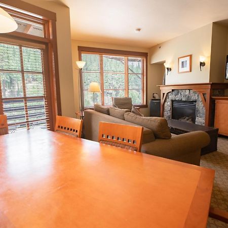 The Village At Palisades Tahoe Olympic Valley  Exterior photo